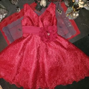 ❤Gorgeous Red Lace Dress Size 2 By Joykids ❤